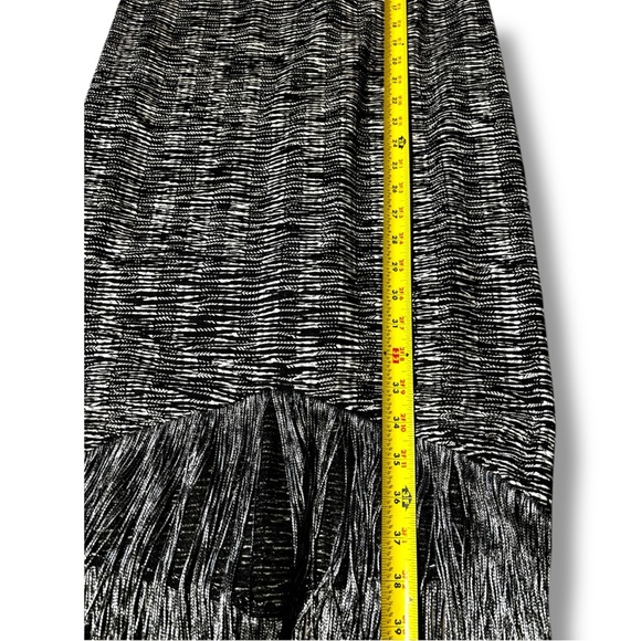 Zara Trafaluc Chic Black and White Knit Sleeveless High-Low Fringe Midi Dress - Picture 13 of 16